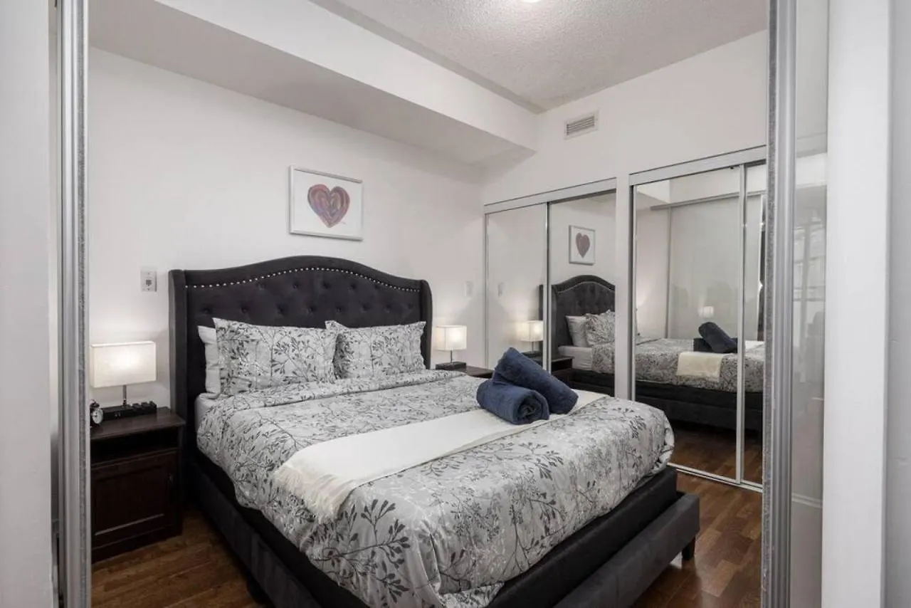 Urban Lifestyle 1Br Suite W Cn Tower And Lake View Toronto Сasa de vacaciones