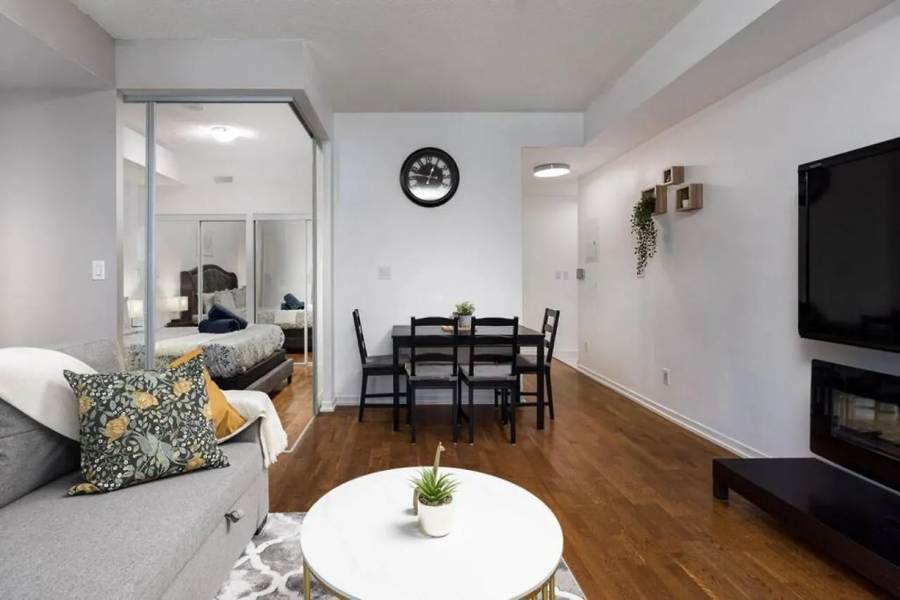 Urban Lifestyle 1Br Suite W Cn Tower And Lake View Toronto 0*,